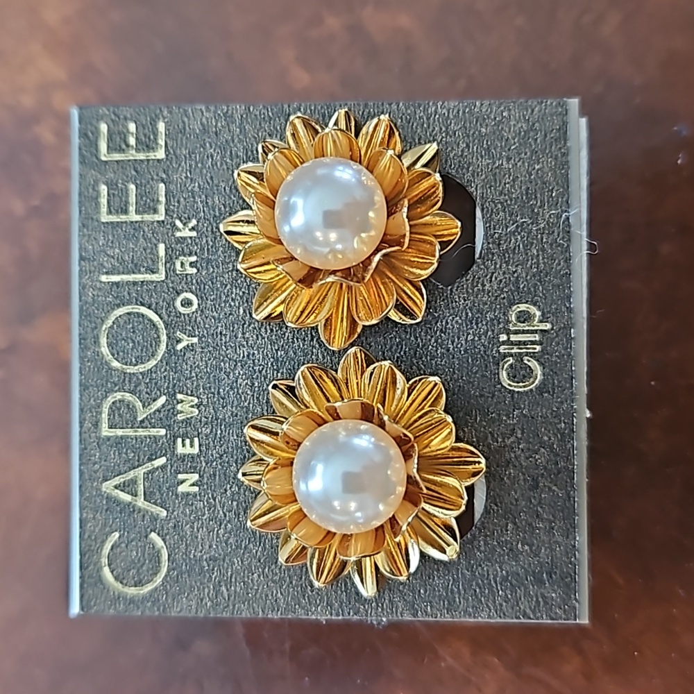 Carolee CLIP earrings